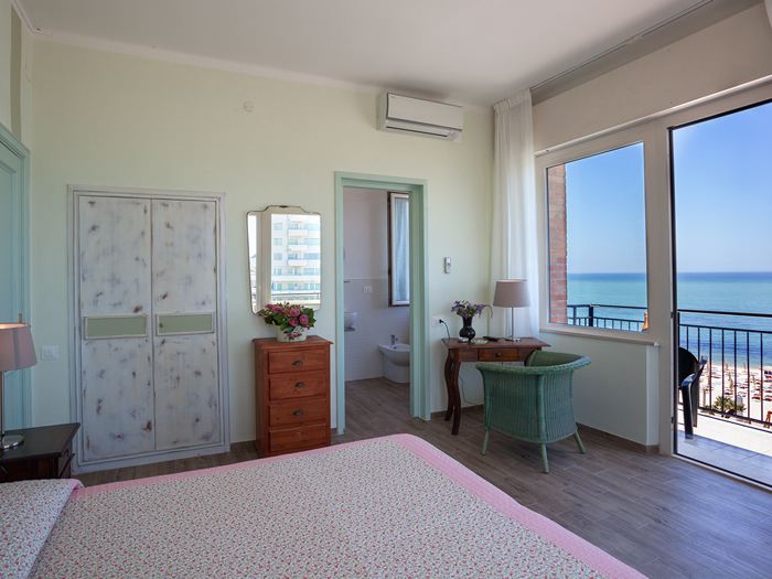 Albergo sul mare Numana